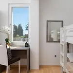 Sunny 1372 شقة بيتريتْشاني