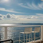 Sunny 1372