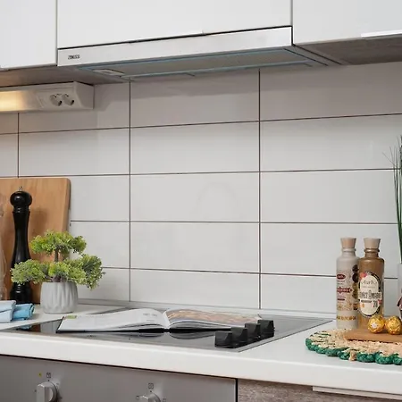 Sunny 1372 Apartman *