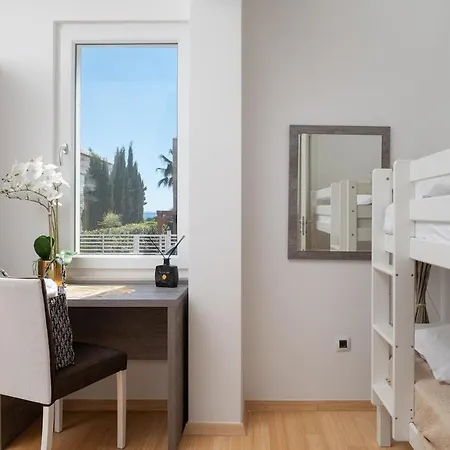Sunny 1372 Apartman Petrcane