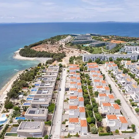 Sunny 1372 アパート *